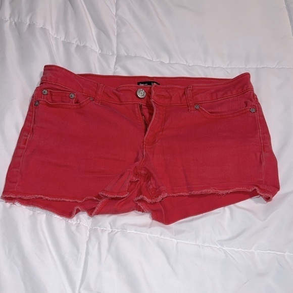 Gap Women’s Red Denim Cutoff Shorts | Size 4 - Picture 1 of 5